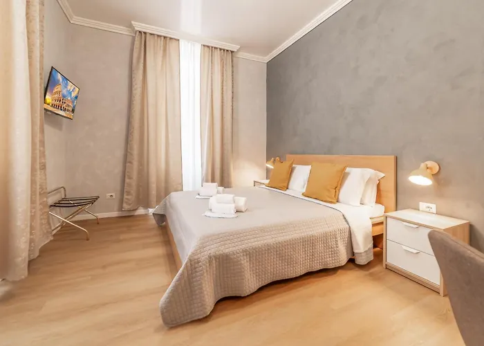 Maison Macao - Golden Keys Collection